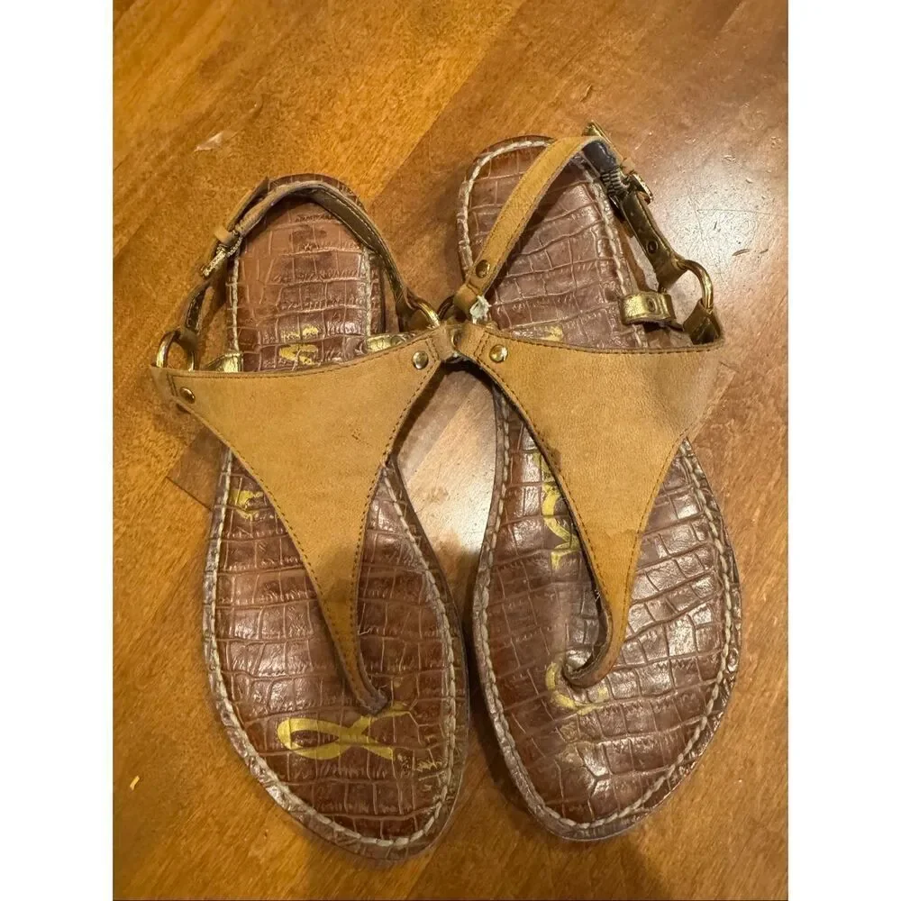 Woman’s well loved Sam Edelman sandals size 8